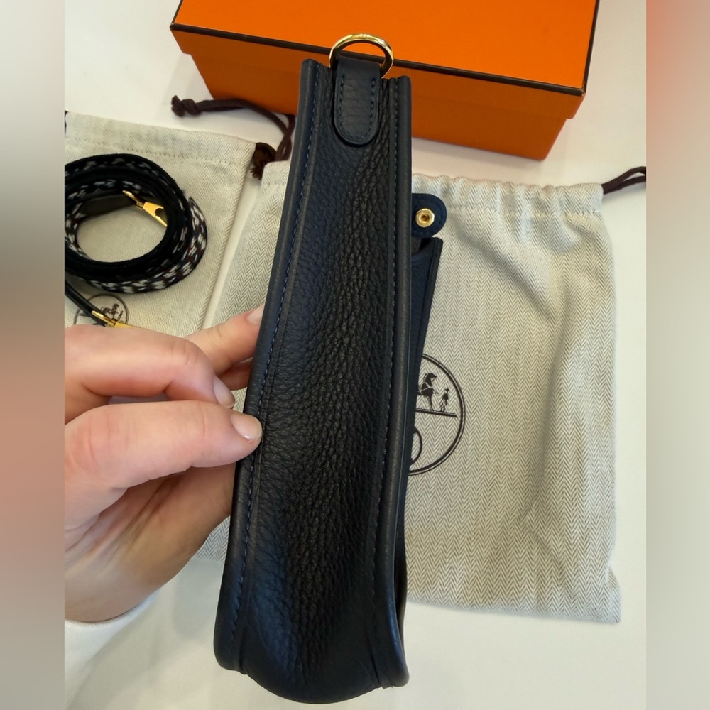 Hermès Evelyne TPM Taurillon Clemence Crossbody Bag -Caban - Picture 6 of 11
